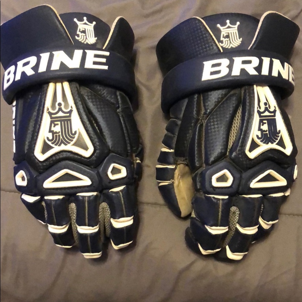 Brine king 5 lacrosse gloves